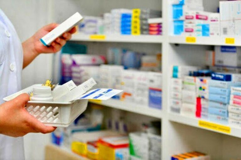 ببینید | وضعیت توزیع داروهای کرونایی در داروخانهها
