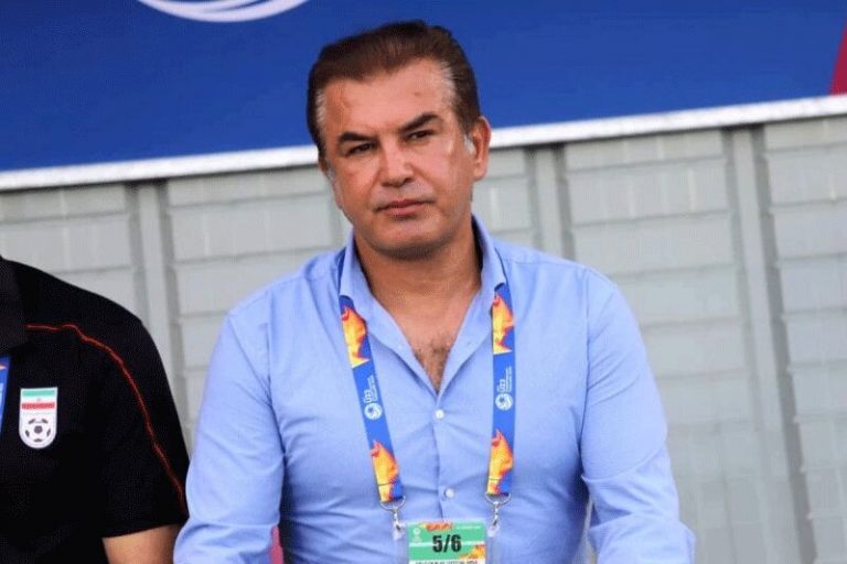 ببینید | حرکت زیبای حمید استیلی در واکنش به هوادار نوجوان پرسپولیس
