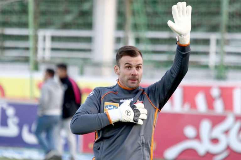 زمان بازگشت گلر پرسپولیس مشخص شد