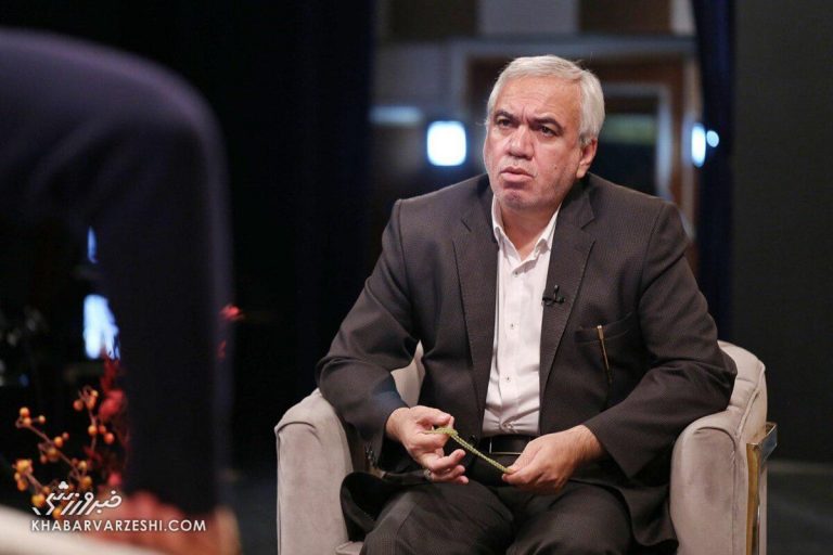 فتح الله زاده: آقای مددی زحمات زیادی کشید/ در مورد ماندن با رفتن او حرفی نزدم