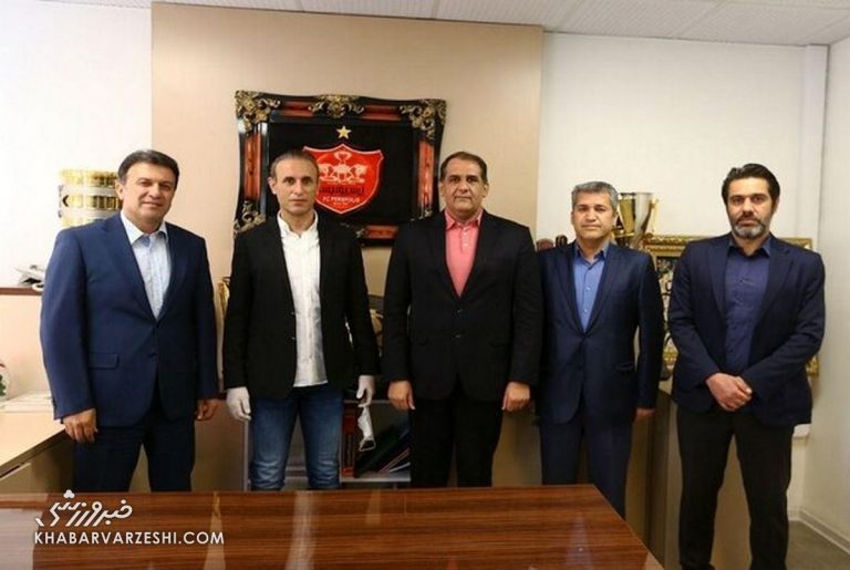 حمله پرسپولیسیها به یک برنامه تلویزیونی/ چرا تیم را به حاشیه میبرید؟