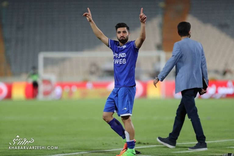 ستاره بلاتکلیف استقلال مقابل الهلال فیکس میشود!