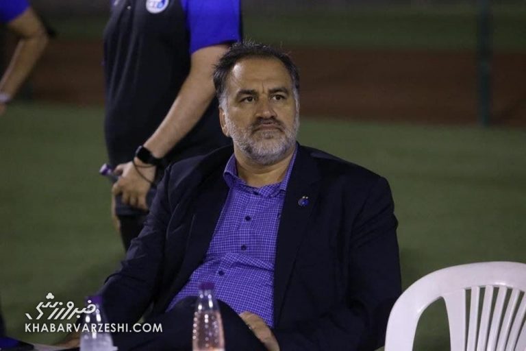 مدیرعامل استقلال همچنان در حال جنگ با کروناست