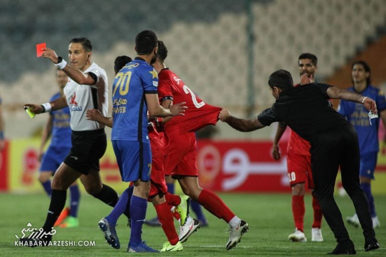 تذکر سازمان لیگ به استقلال و پرسپولیس