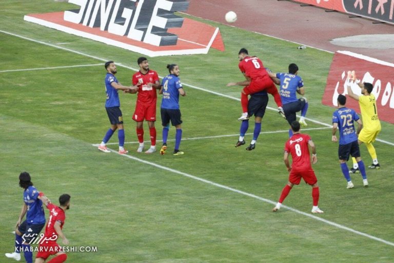 استقلال در غیاب پرسپولس لیگ برتر را آغاز میکند