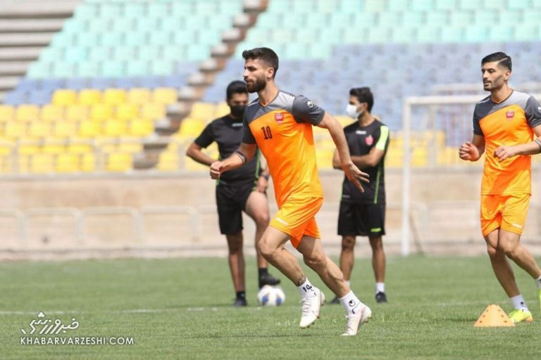 مصدوم ملیپوش پرسپولیس در تمرین حاضر میشود