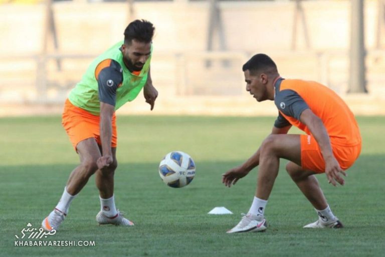 اعتراض هواداران تراکتور بازی دوستانه با پرسپولیس را لغو کرد!