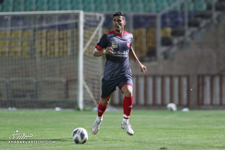 رقم عجیب قرارداد بازیکن جدید پرسپولیس/ چک مدافع پرسپولیس پاس شد