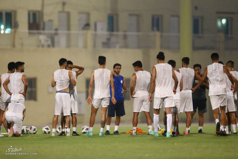استقلالیها در امارات همچنان در انتظار پول