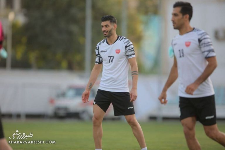 سرگیجه یحیی گلمحمدی یک روز قبل از دیدار با استقلال/ ماجرای جناح چپ پرسپولیس