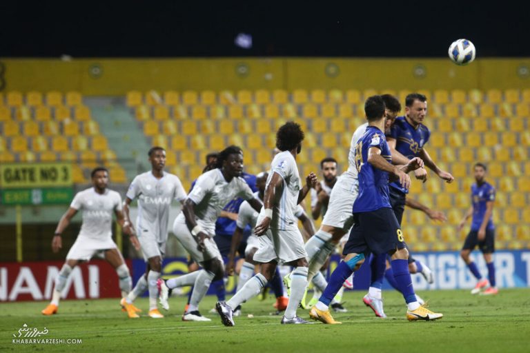 استقبال الهلال از پرسپولیس با انجام ۴ مسابقه/ شاهکار برنامه ریزی در لیگ ایران!