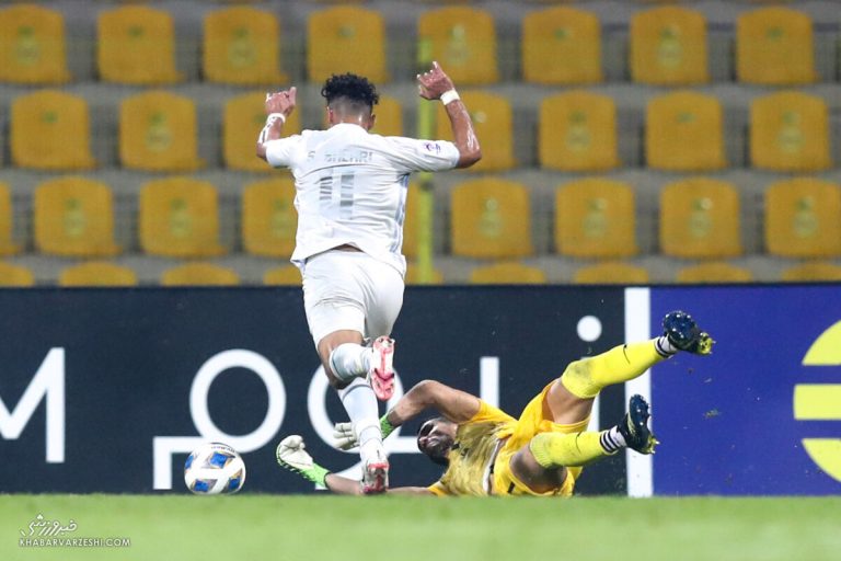 واکنش عجیب صفحه الهلال به تقابل با پرسپولیس