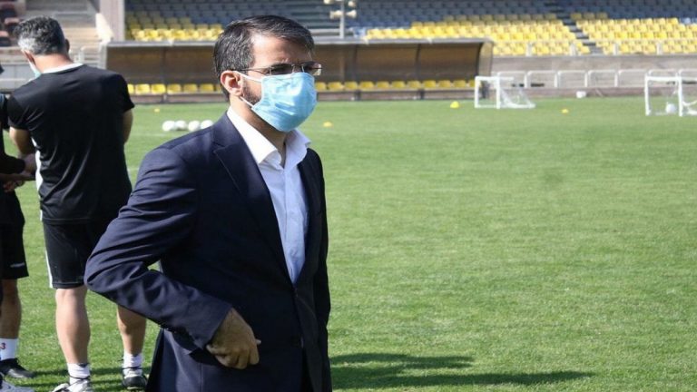 ویدیو| سمیعی دیگر توان اداره باشگاه را نداشت و ناچار به استعفا شد