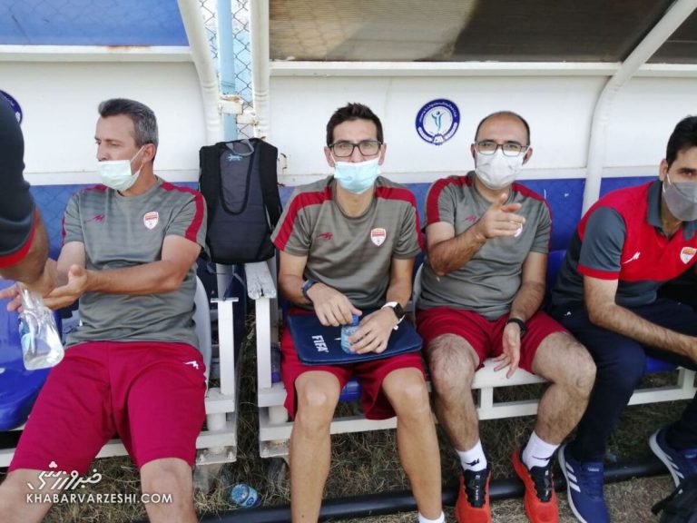 مغز متفکر پرسپولیس روی نیمکت فولاد/ پرسپولیس پولش را نداد و …