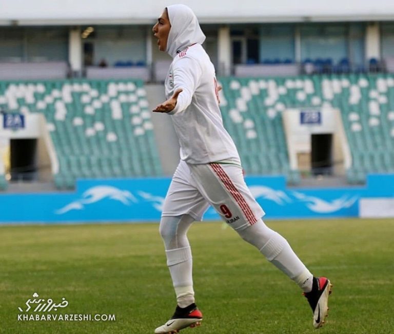 خوب شد با لباسهای متحدالشکل وارد ازبکستان شدیم/ عدهای شروع به بهانهگیری کردند!