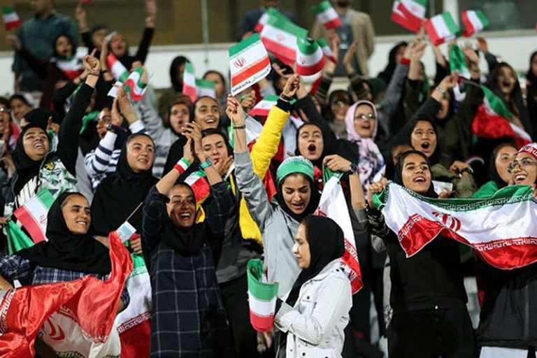 شرط و شروطهای فیفا برای حضور زنان در استادیوم