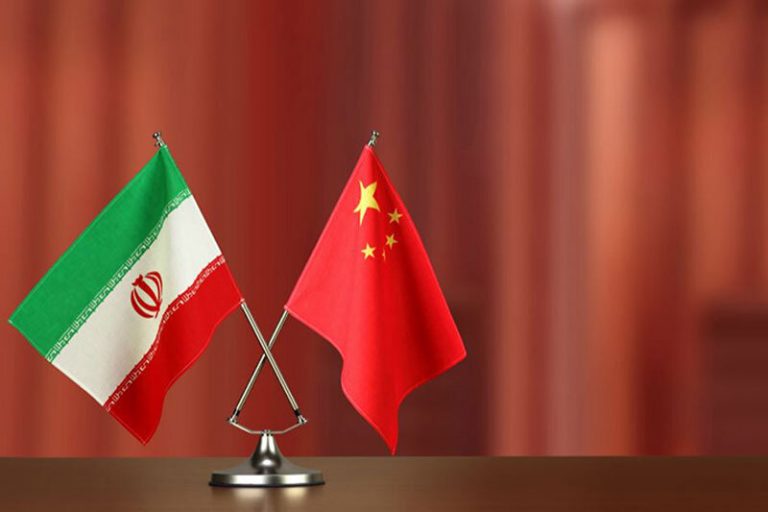 همکاریهای نفتی ایران و چین افزایش مییابد