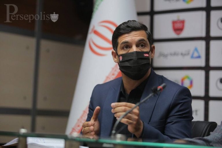 معاون باشگاه پرسپولیس تهدید به جدایی کرد