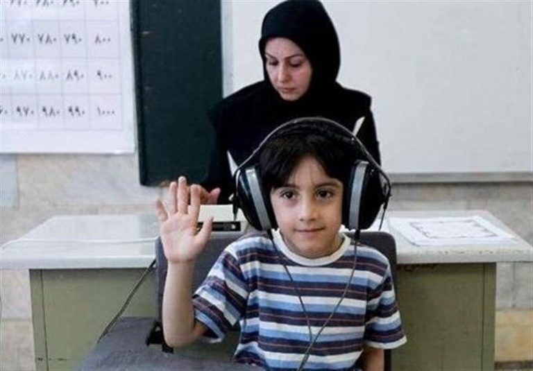 اختلاف نظر بر سر حضوری یا غیرحضوری بودن کلاسهای درس