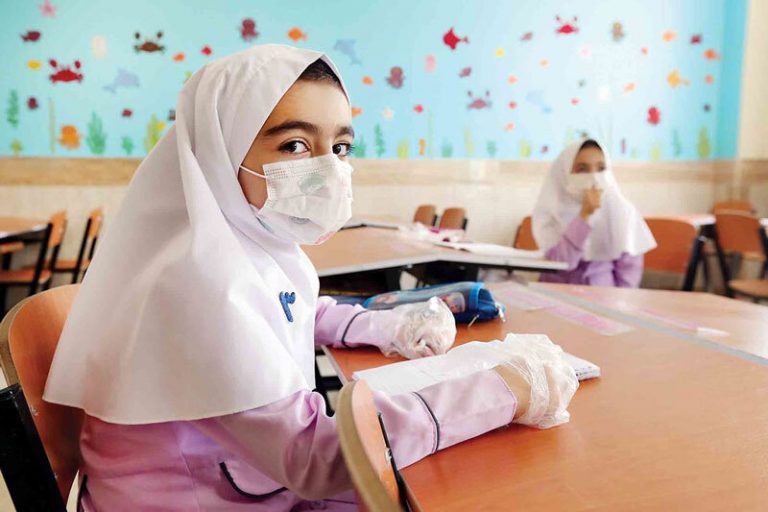 ببینید | واکسیناسیون گسترده دانش آموزان از مهرماه