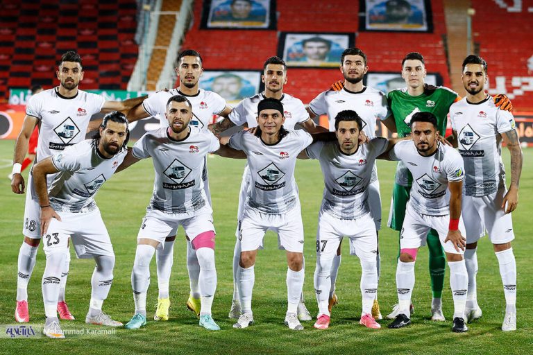 زخم کاری “مالک” بر تراکتور
