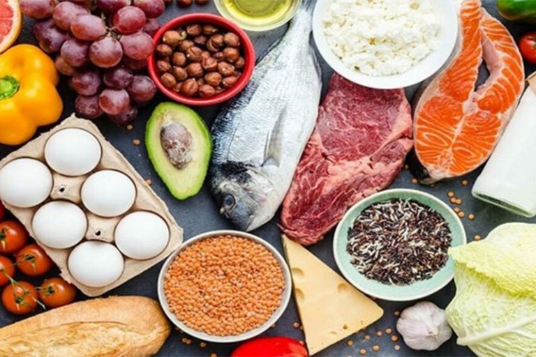 اینفوگرافیک | بهترین خوراکیها برای بهبودیافتگان کرونایی