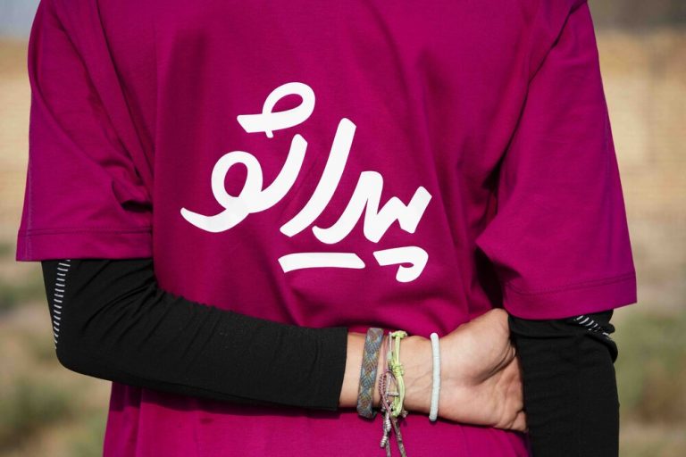 نگار سماک نژاد راهی بام ایران شد