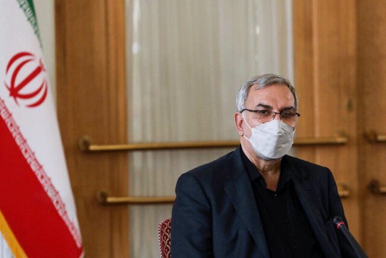 ببینید | ادعای وزیر بهداشت: عوارض واکسن داخلی کمتر از واکسن وارداتی است