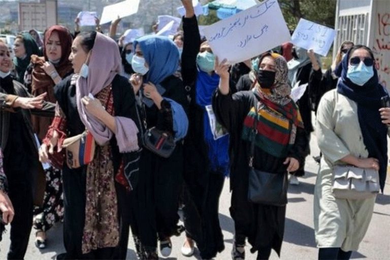 زنان؛ خط مقدم جنگ علیه طالبان/ صدایی از افغانستان: مردم جهان! ما را ببینید