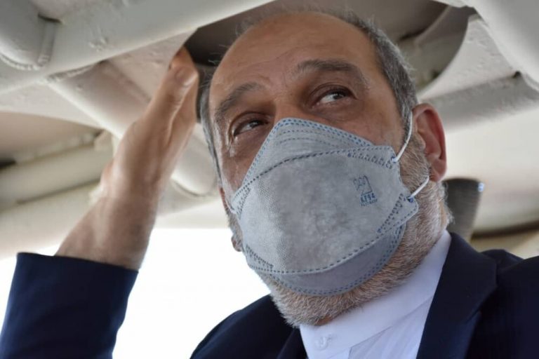بازدید دبیر شورای عالی مناطق آزاد از آبراهه بین المللی اروند