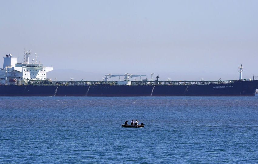  دومین کشتی سوخت ایران به سوریه رسید