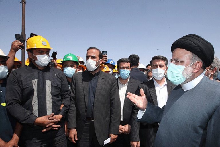 تصاویر | بازدید رئیس جمهور از معدن زغال سنگ پروده طبس