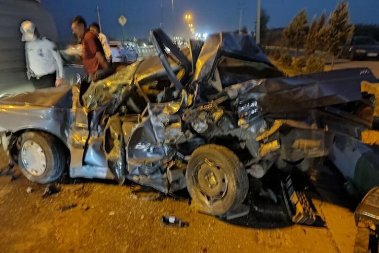 تصاویر | تصادف وحشتناک در جاده ورامین و نجات معجزه‌آسای سرنشینان
