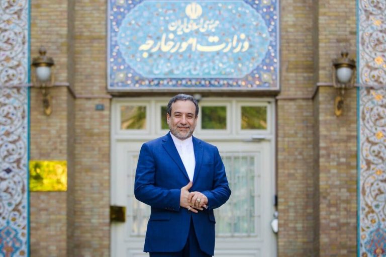 خداحافظی عراقچی از معاونت سیاسی وزارت خارجه؛ مشاوری امین برای امیرعبداللهیان خواهم بود