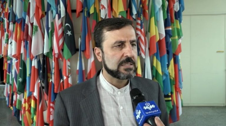 غریبآبادی: خواستار مذاکرات نتیجهمحور هستیم/برداشتن تحریمها روی کاغذ ما را به منزل مقصود نمیرساند