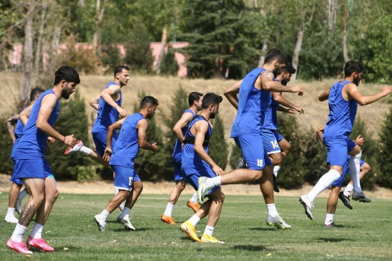 بازگشت دو عضو کرونایی به تمرینات استقلال
