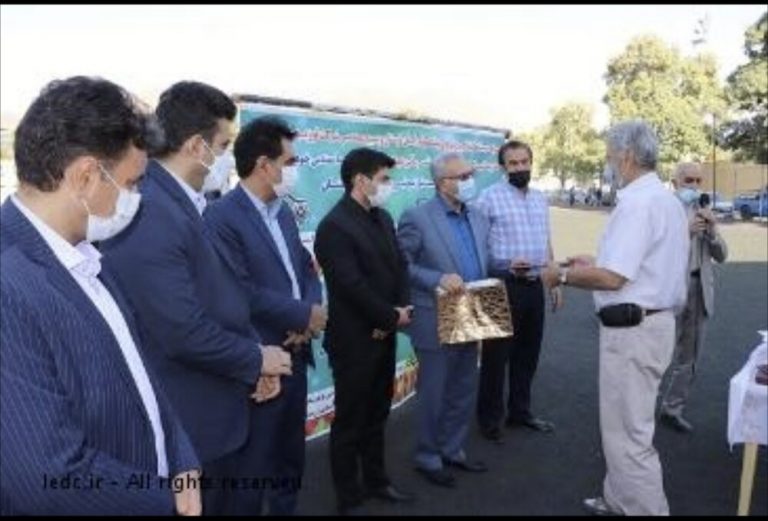 تجلیل از پیشکسوتان بسیجی فوتبال لرستان در هفته دفاع مقدس