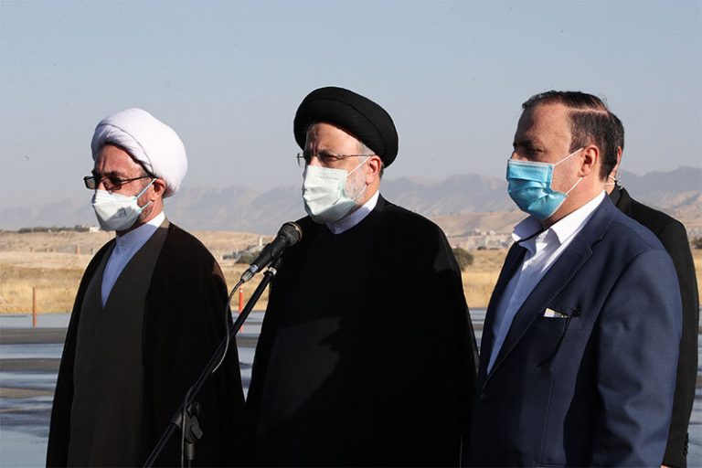 ببینید | بازدید رئیس جمهور از سد کنجانچم ایلام