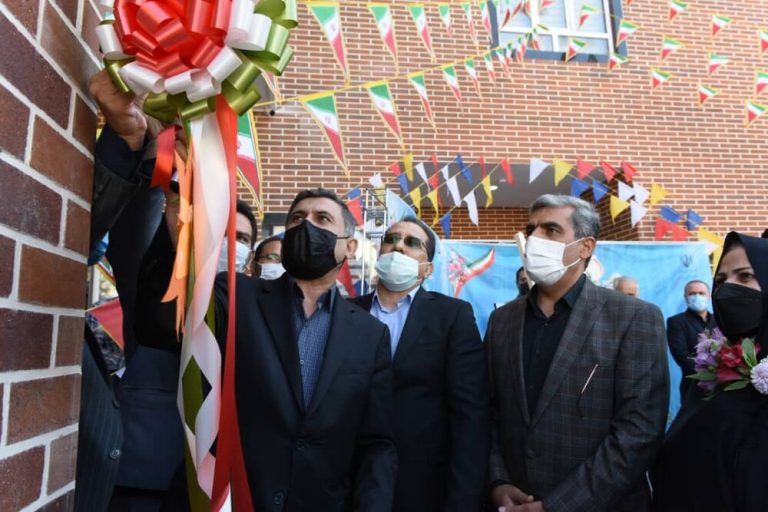 آغاز رسمی سال تحصیلی جدید با حضور استاندار در البرز