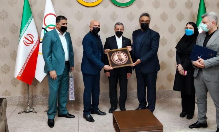 امضای تفاهمنامه همکاری بین فدراسیونهای اسکواش ایران و عراق