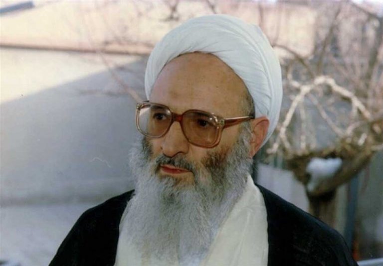 تشییع پیکر علامه حسن زاده آملی در روز اربعین