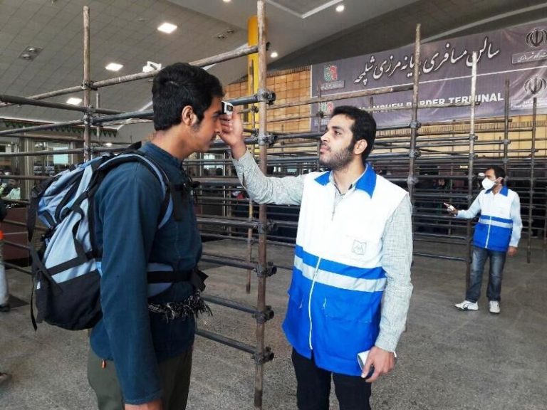 امکان تست فوری کرونا در شلمچه مهیاست/ مراجعه فوری زائران با علائم تنفسی یا گوارشی به تیمهای غربالگری