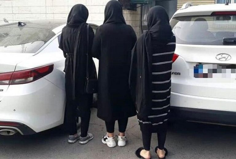 ببینید | سرقت ماهرانه یک خانم از ۲۰۶ در روز روشن !