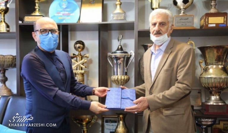 آقای مظلومی! ۳۰ میلیون هوادار از تو استقلالی تر هستند/ ظاهرا این ۳ بازیکن در ایران زندگی نمی کنند!