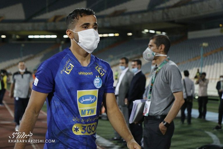 هافبک استقلال قراردادش را فسخ کرد/ آغاز مذاکرات با پرسپولیس؟