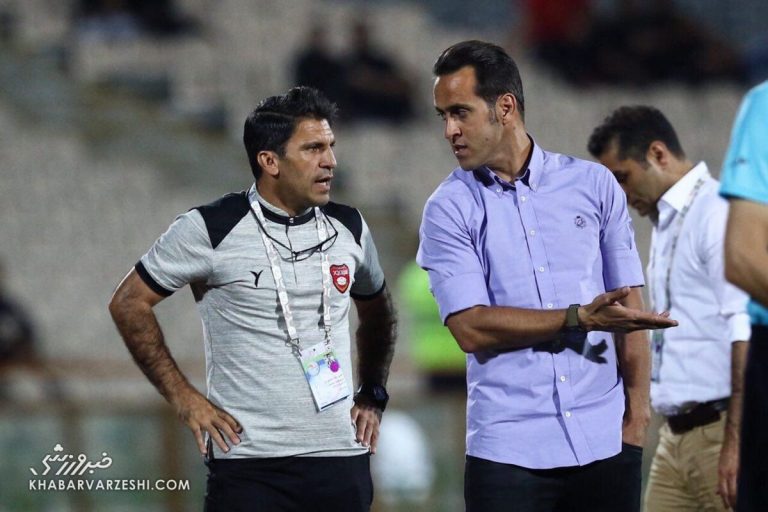 غیررسمی صحبتهایی برای حضورم در پرسپولیس شده است/ جدایی ستارهها از پرسپولیس باعث تاسف است/ مخالف اسپانسر مشترکم