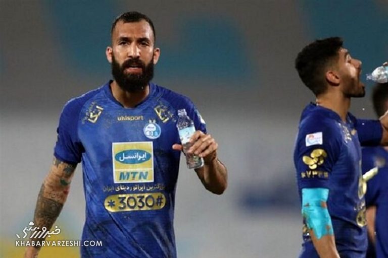 یک استقلالی دیگر هم با انتقاد شدید آبیها مواجه شد