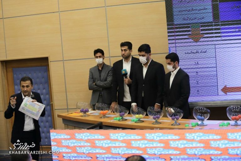 بازیکن سابق استقلال سرمربی یک تیم دسته دومی شد