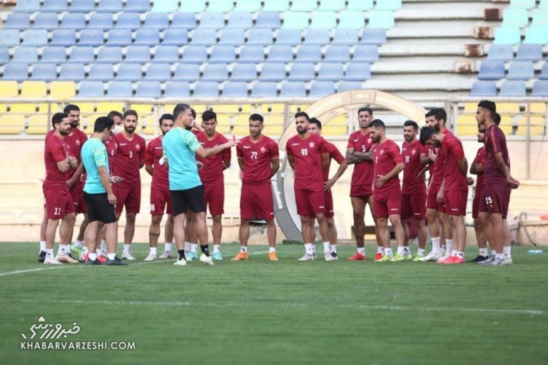 باشگاه پرسپولیس پیگیر صدور روادید عربستان/ زمان پرواز سرخها مشخص شد