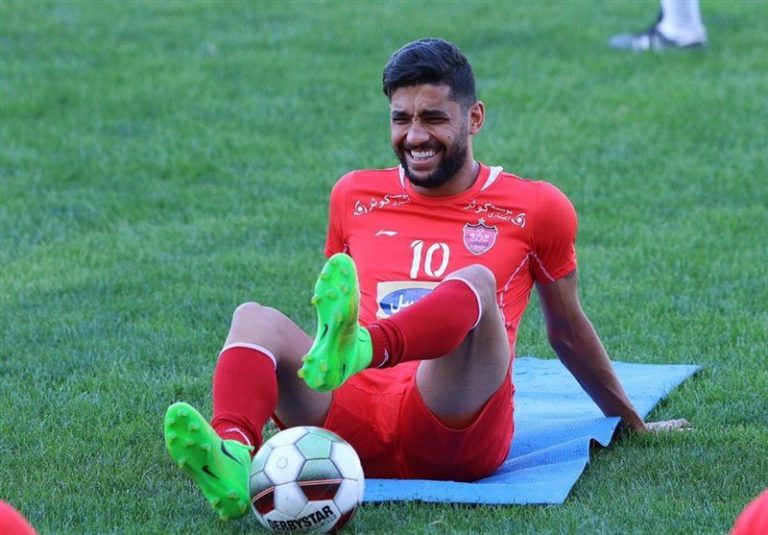 مهاجم سابق پرسپولیس راهی شهرخودرو شد/عکس